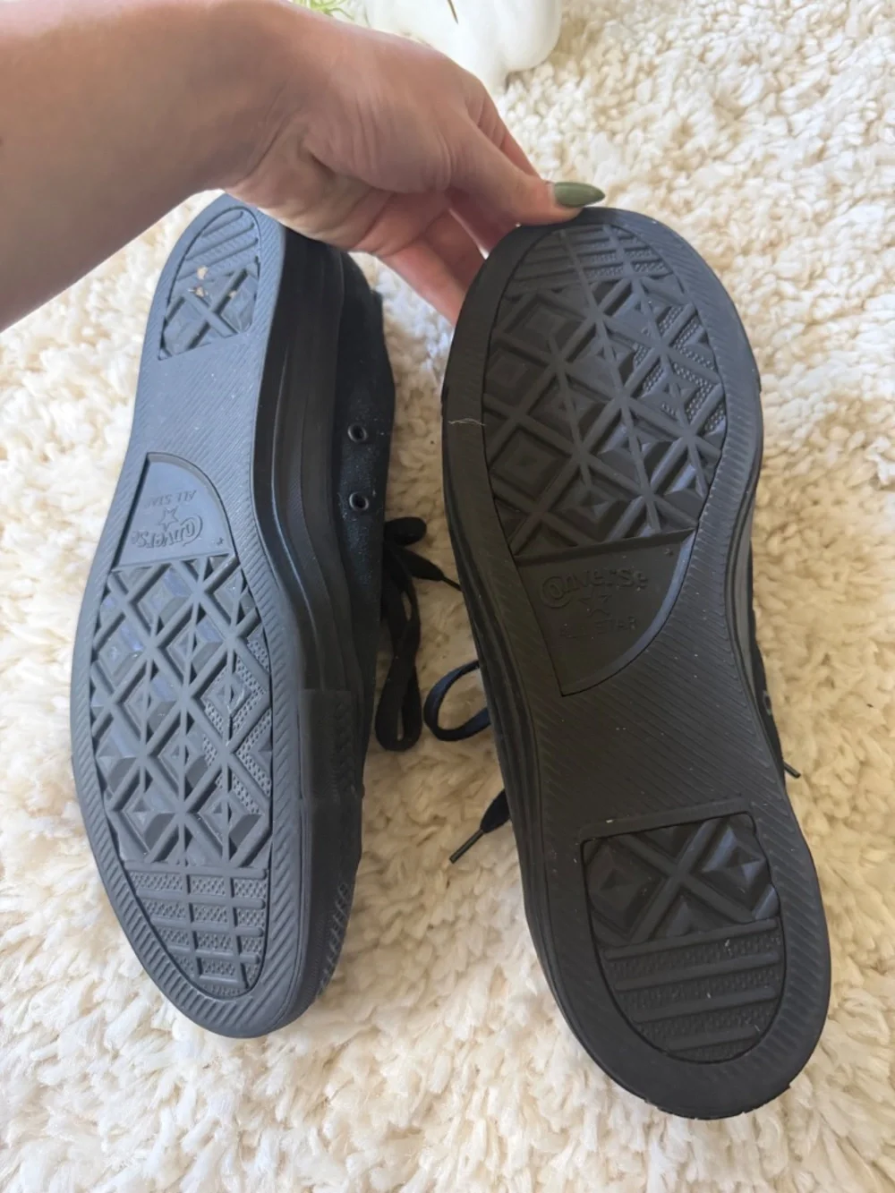 Classic Converse like new skater, athletic trendy Men's Black Low-Top Canvas Sne